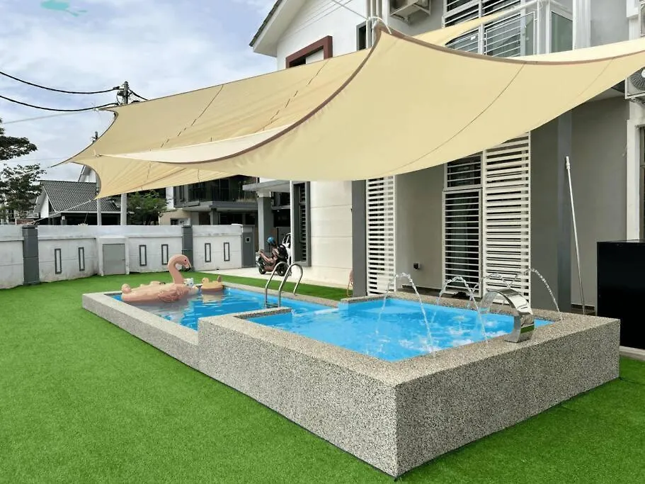 Lazic Homestay Melaka Private Pool