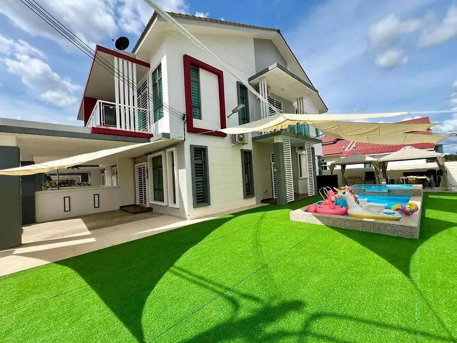 Contacts de Lazic Homestay Melaka Private Pool